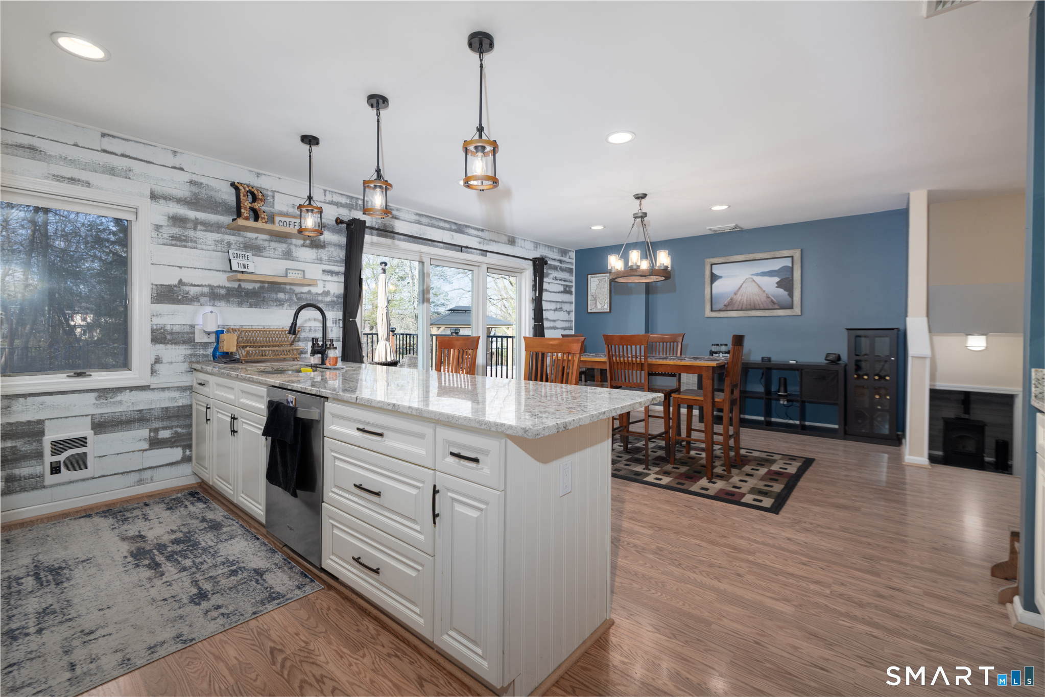 19 Cheney Road Marlborough, CT 06447 - Photo 4 of 36