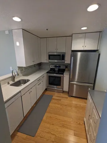 $2,800 | 350 Revere Beach Boulevard, Unit 9, Revere, MA 02151