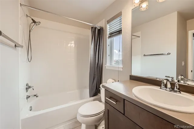 $2,795 | 4100 Albion Street, Unit 1115, Denver, CO 80216