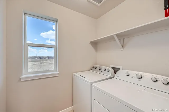$2,795 | 4100 Albion Street, Unit 1115, Denver, CO 80216