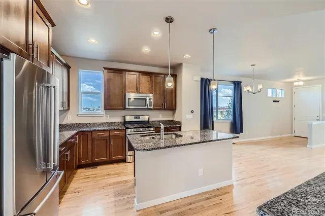 $2,795 | 4100 Albion Street, Unit 1115, Denver, CO 80216