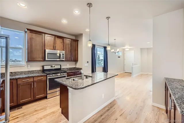 $2,795 | 4100 Albion Street, Unit 1115, Denver, CO 80216