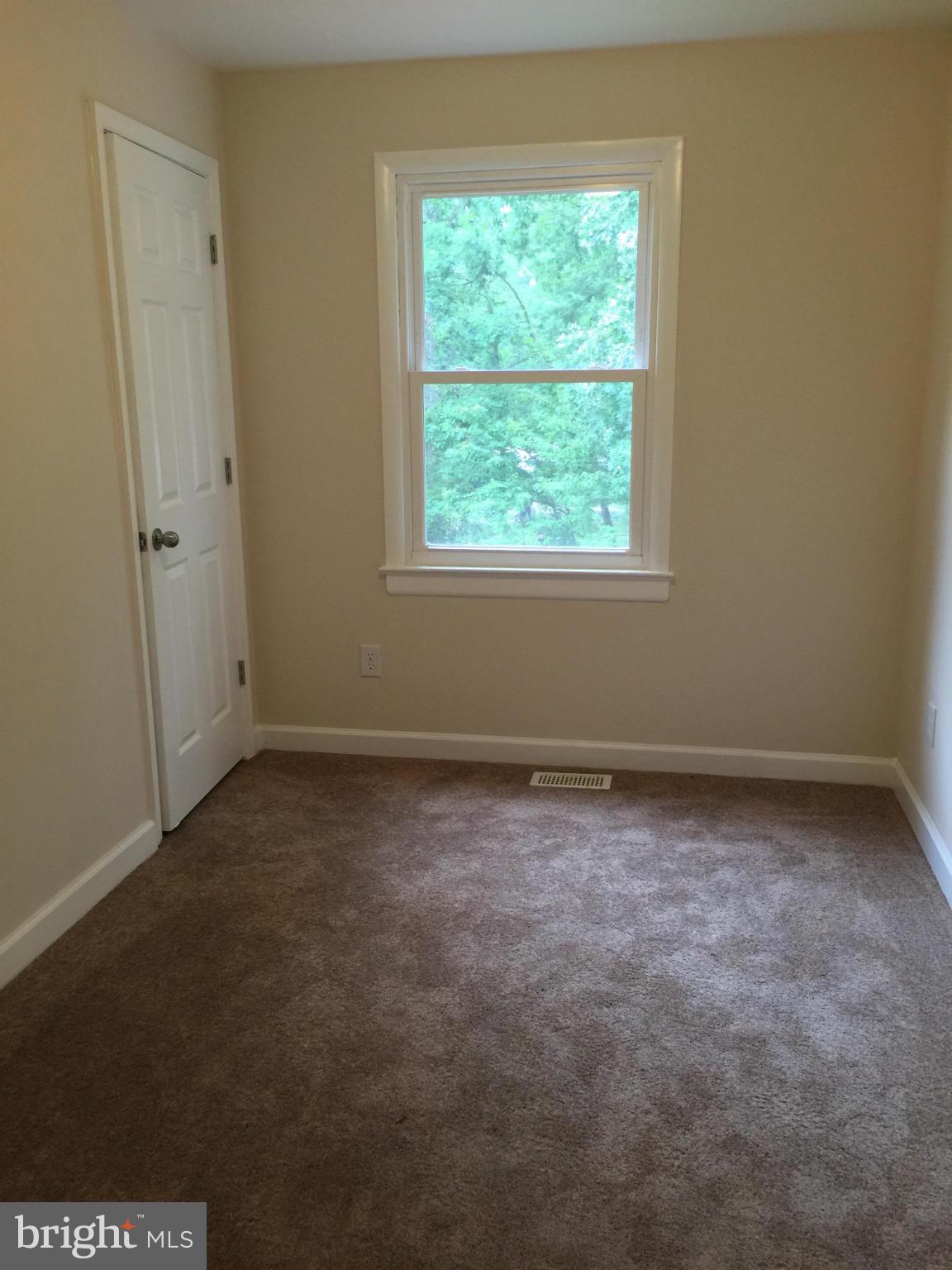 90 Pine Hills Road Front Royal, VA 22630 - Photo 14 of 30 an empty room with a window