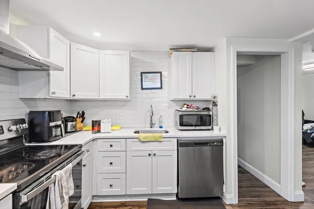 $889,000 | 3 Clinton Road, Revere, MA 02151