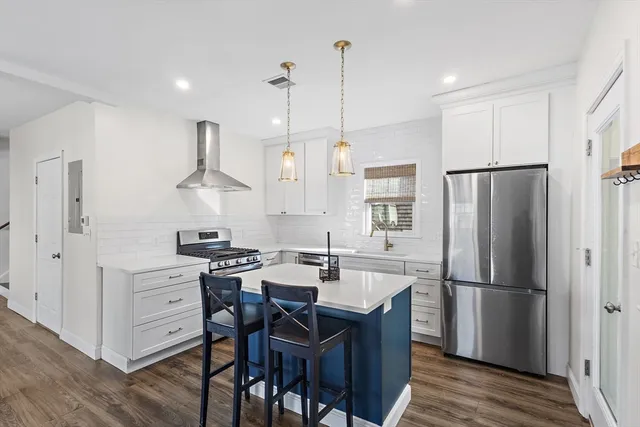 $889,000 | 3 Clinton Road, Revere, MA 02151