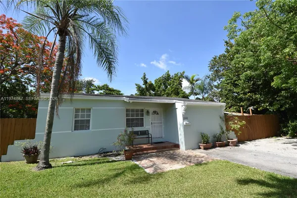 $3,150 | 5900 Southwest 60th Street, Miami, FL 33143