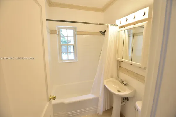 $3,150 | 5900 Southwest 60th Street, Miami, FL 33143