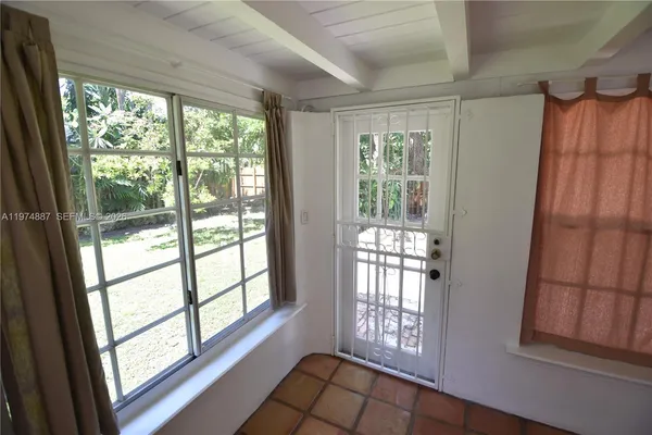 $3,150 | 5900 Southwest 60th Street, Miami, FL 33143