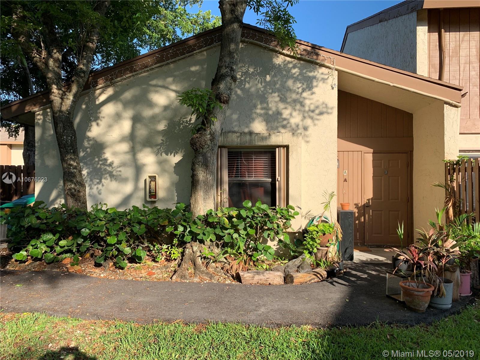 11495 Southwest 109th Road, Unit 11A Miami, FL 33176 - Photo 11 of 12 Gallery Image 11