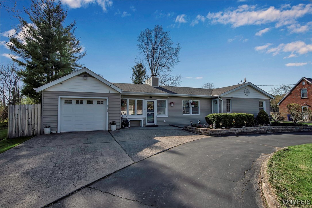 284 Ayer Road Amherst, NY 14221 - Photo 1 of 1 Gallery Image 1