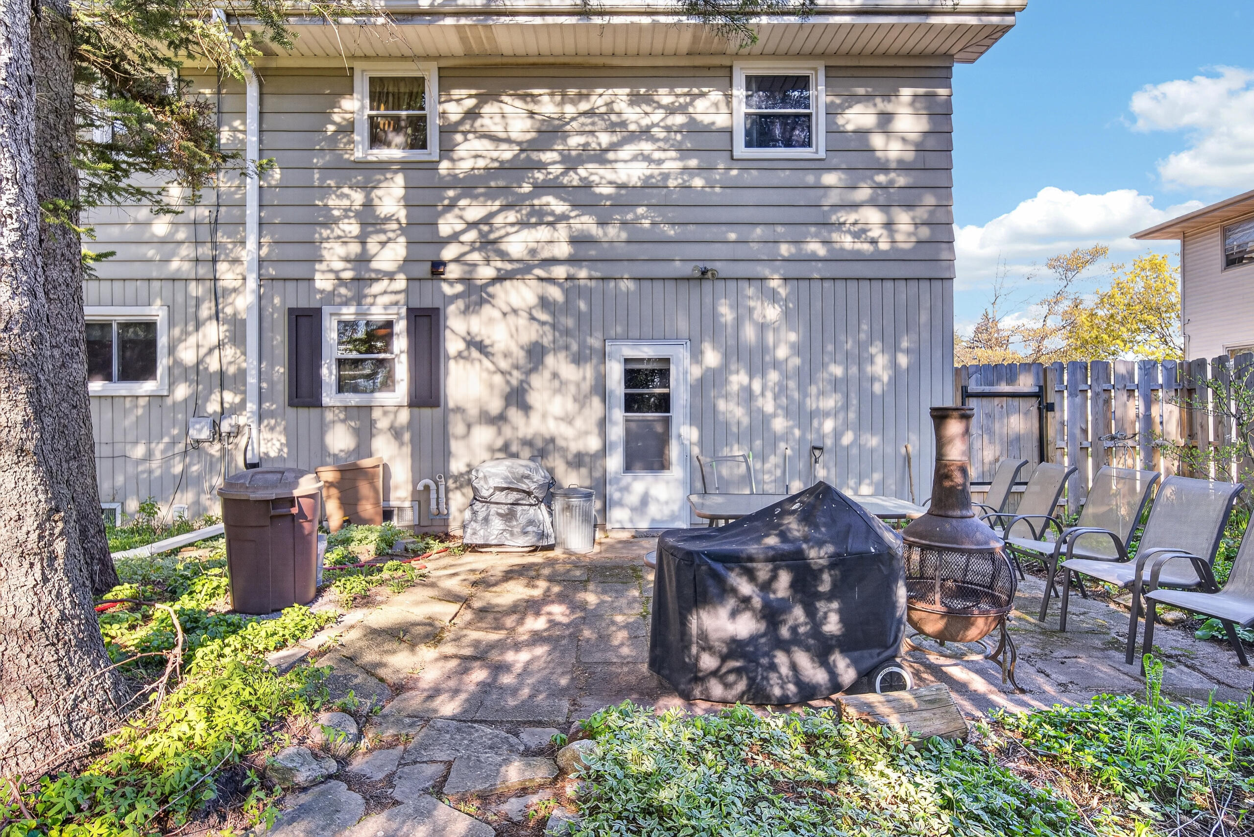 2915 South 16th Street Sheboygan, WI 53081 - Photo 13 of 48 Back Patio