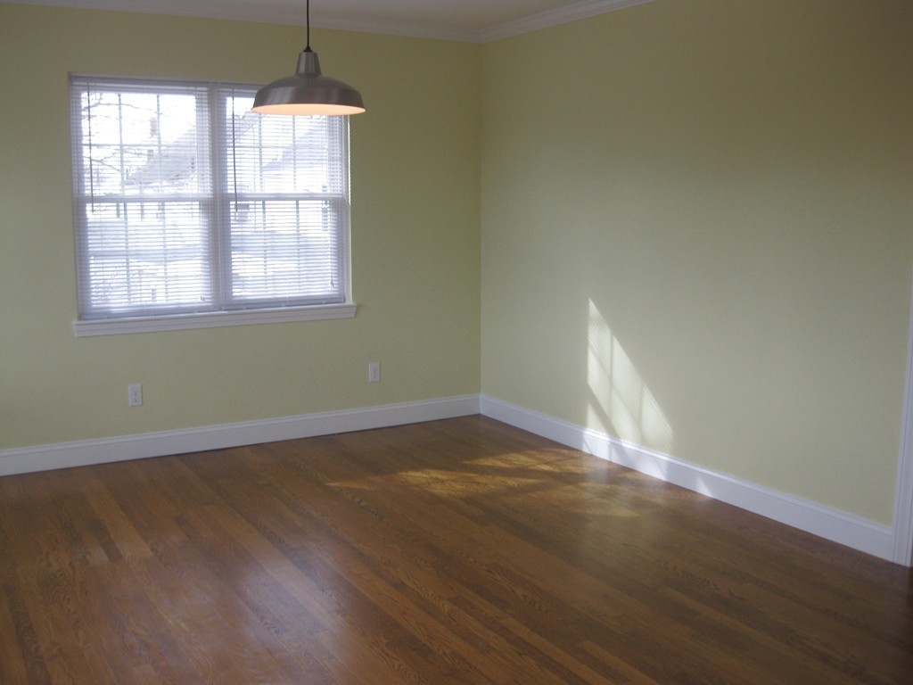 14 Amory Road, Unit 3 Waltham, MA 02453 - Photo 5 of 19 Gallery Image 5
