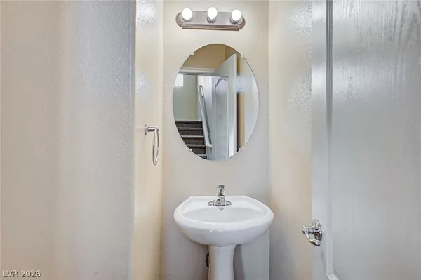 $1,725 | 2760 Red Vista Court, Henderson, NV 89074