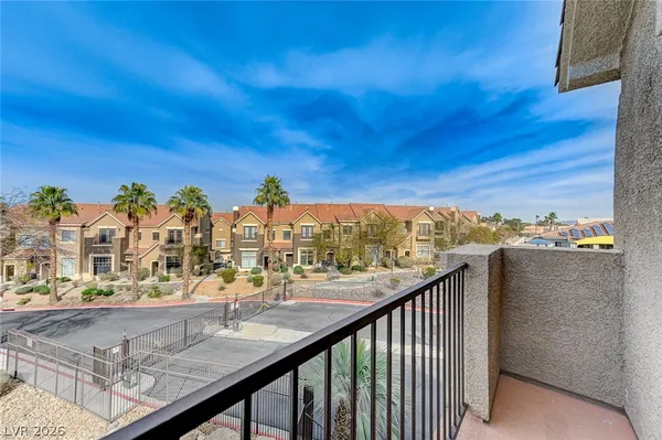 $1,725 | 2760 Red Vista Court, Henderson, NV 89074