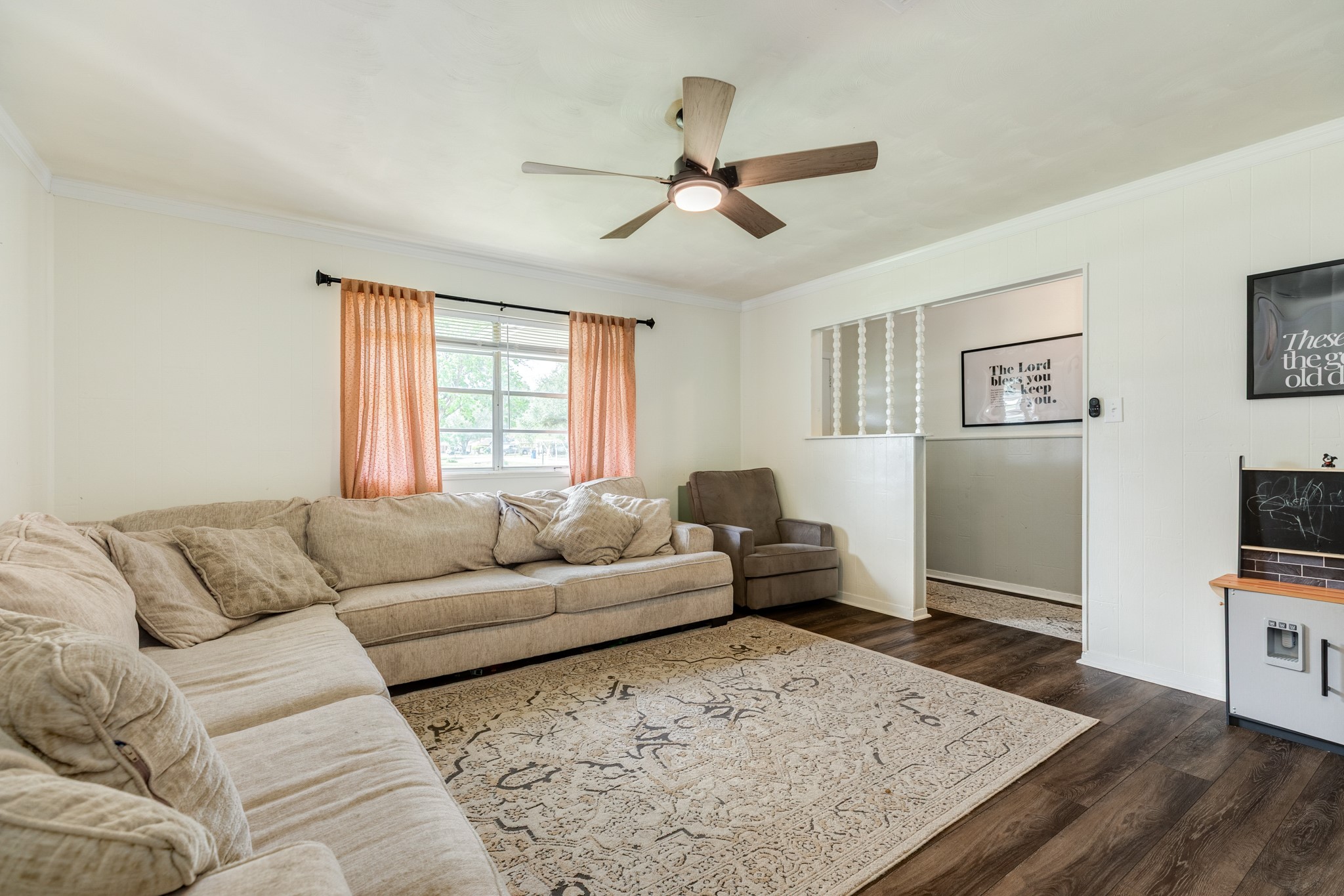 621 Southside Drive Angleton, TX 77515 - Photo 12 of 25