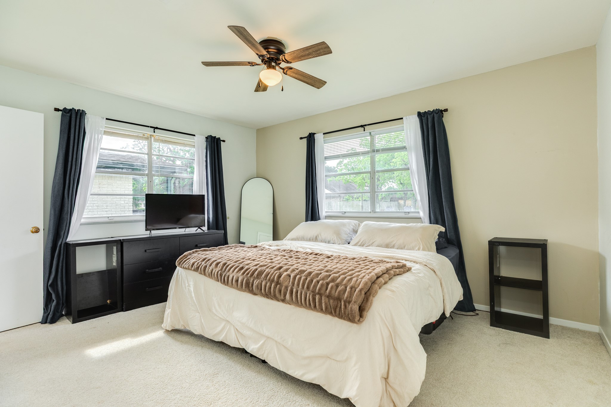 621 Southside Drive Angleton, TX 77515 - Photo 16 of 25