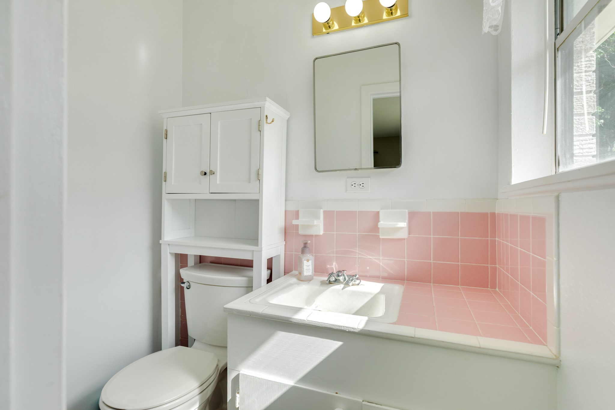 621 Southside Drive Angleton, TX 77515 - Photo 17 of 25