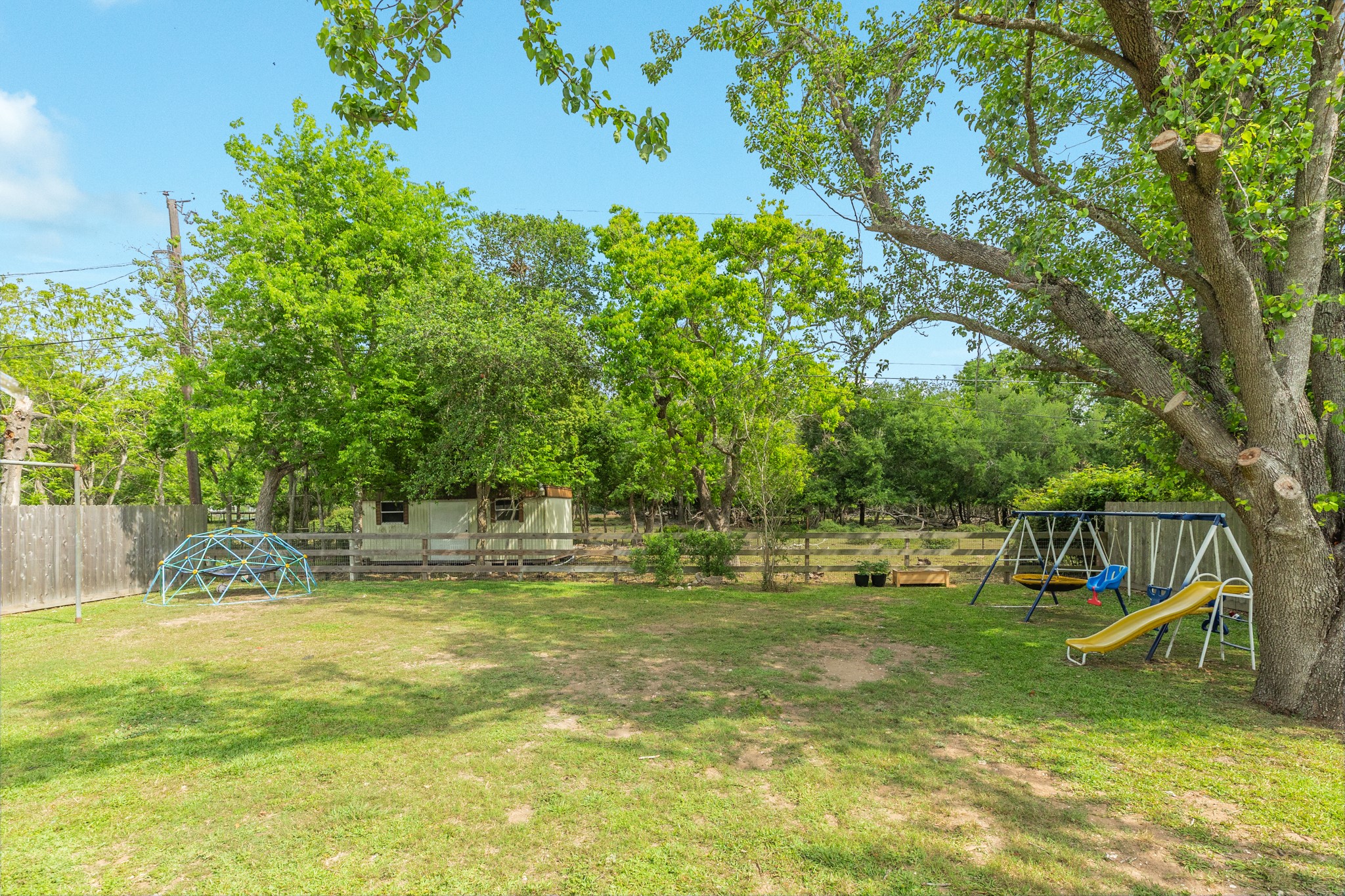 621 Southside Drive Angleton, TX 77515 - Photo 25 of 25
