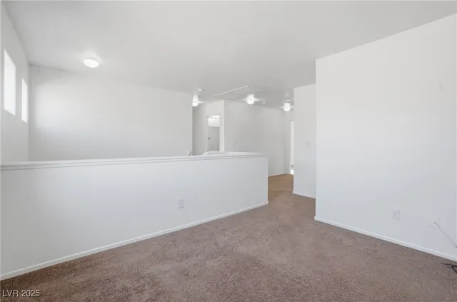 $1,930 | 2832 King Michael Avenue, North Las Vegas, NV 89086