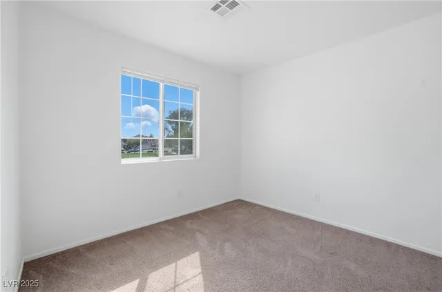 $1,930 | 2832 King Michael Avenue, North Las Vegas, NV 89086