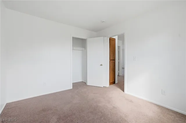 $1,930 | 2832 King Michael Avenue, North Las Vegas, NV 89086