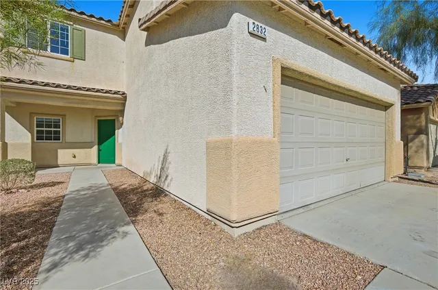 $1,930 | 2832 King Michael Avenue, North Las Vegas, NV 89086