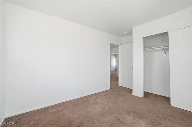 $1,930 | 2832 King Michael Avenue, North Las Vegas, NV 89086