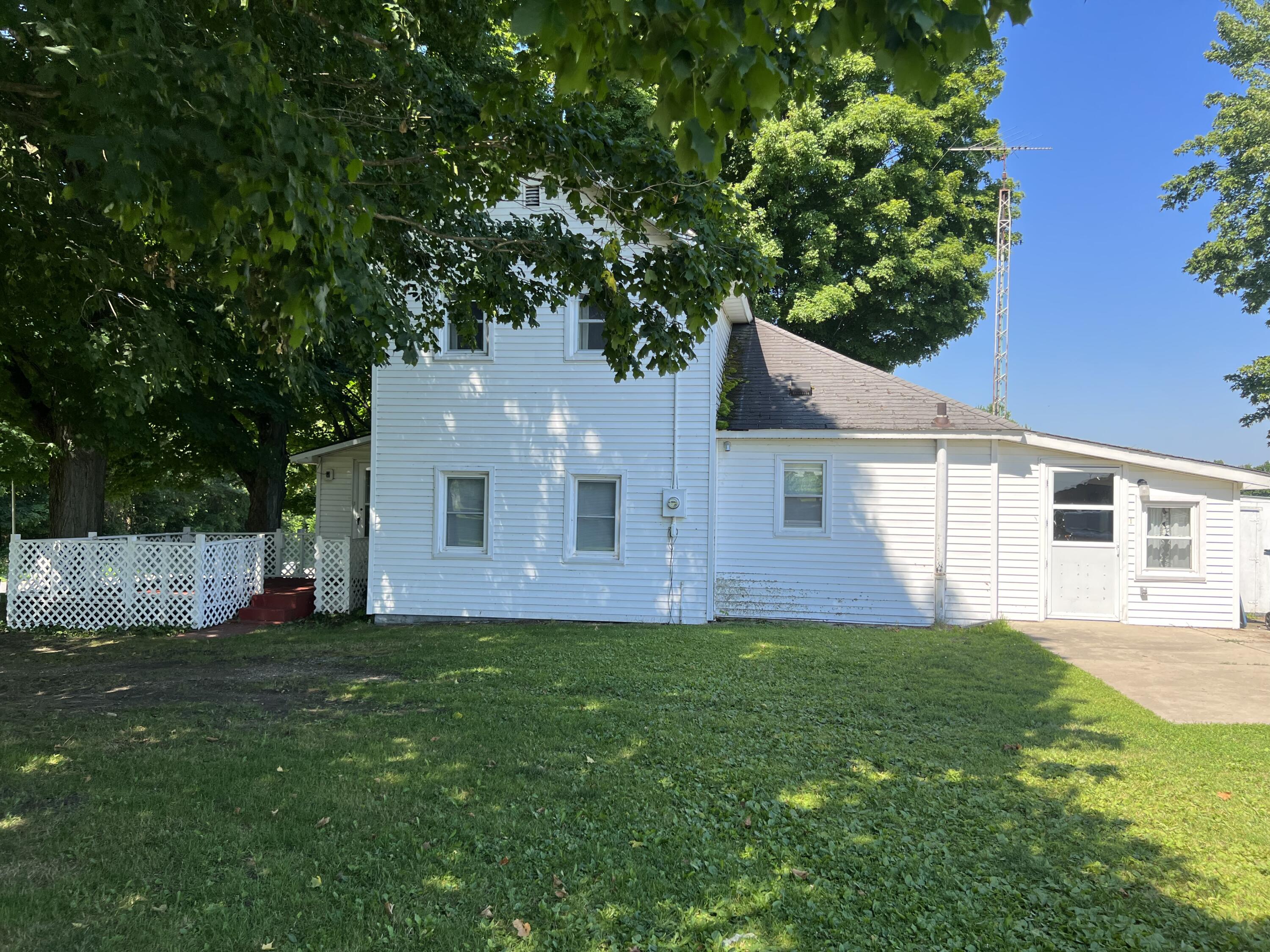762 West Colon Road Bronson, MI 49028 - Photo 1 of 30 500C753A-0939-49D0-8F52-3C4B59057241
