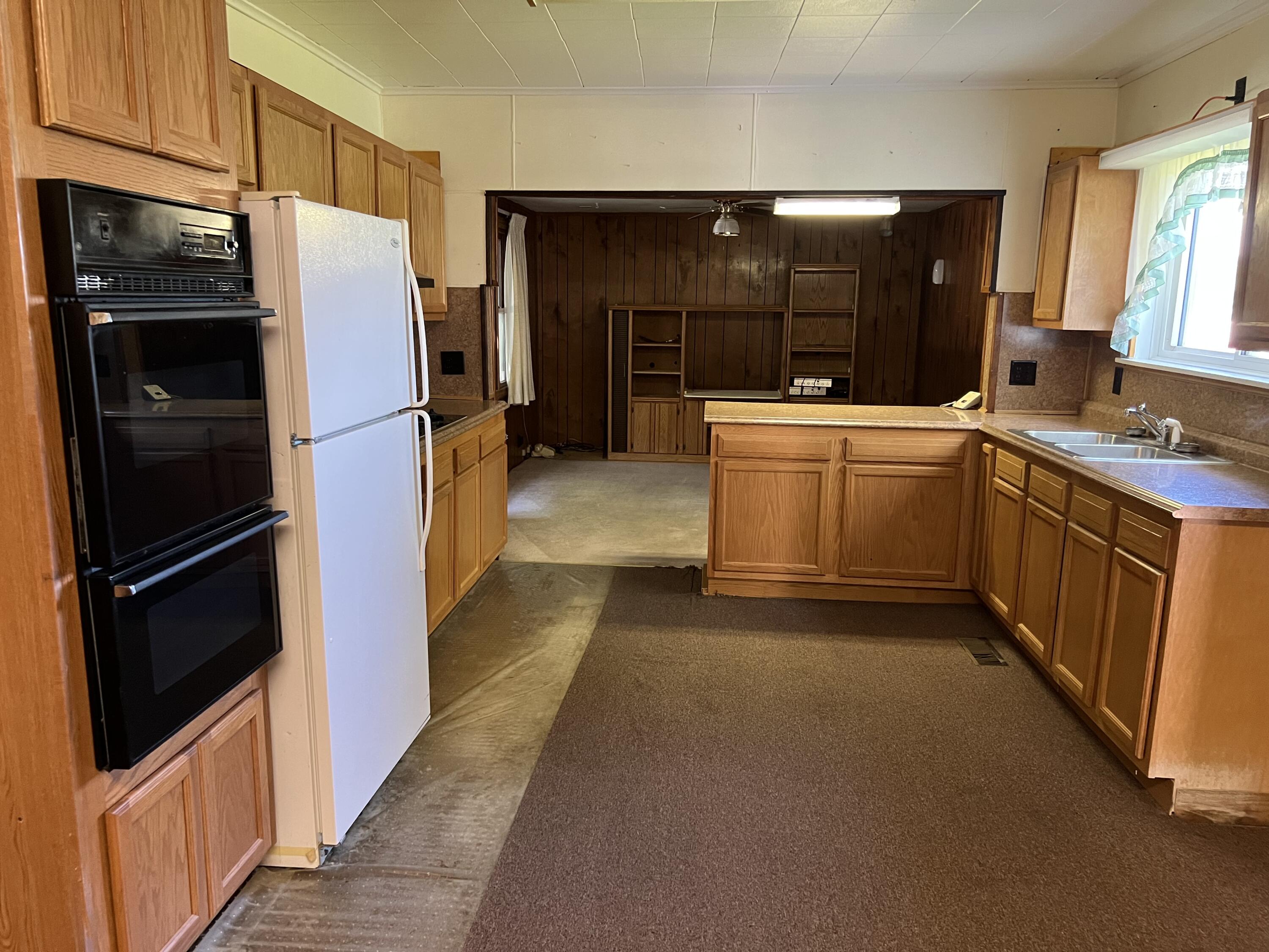 762 West Colon Road Bronson, MI 49028 - Photo 4 of 30 5E2AEA05-E998-4B8D-A453-5C8829475D48