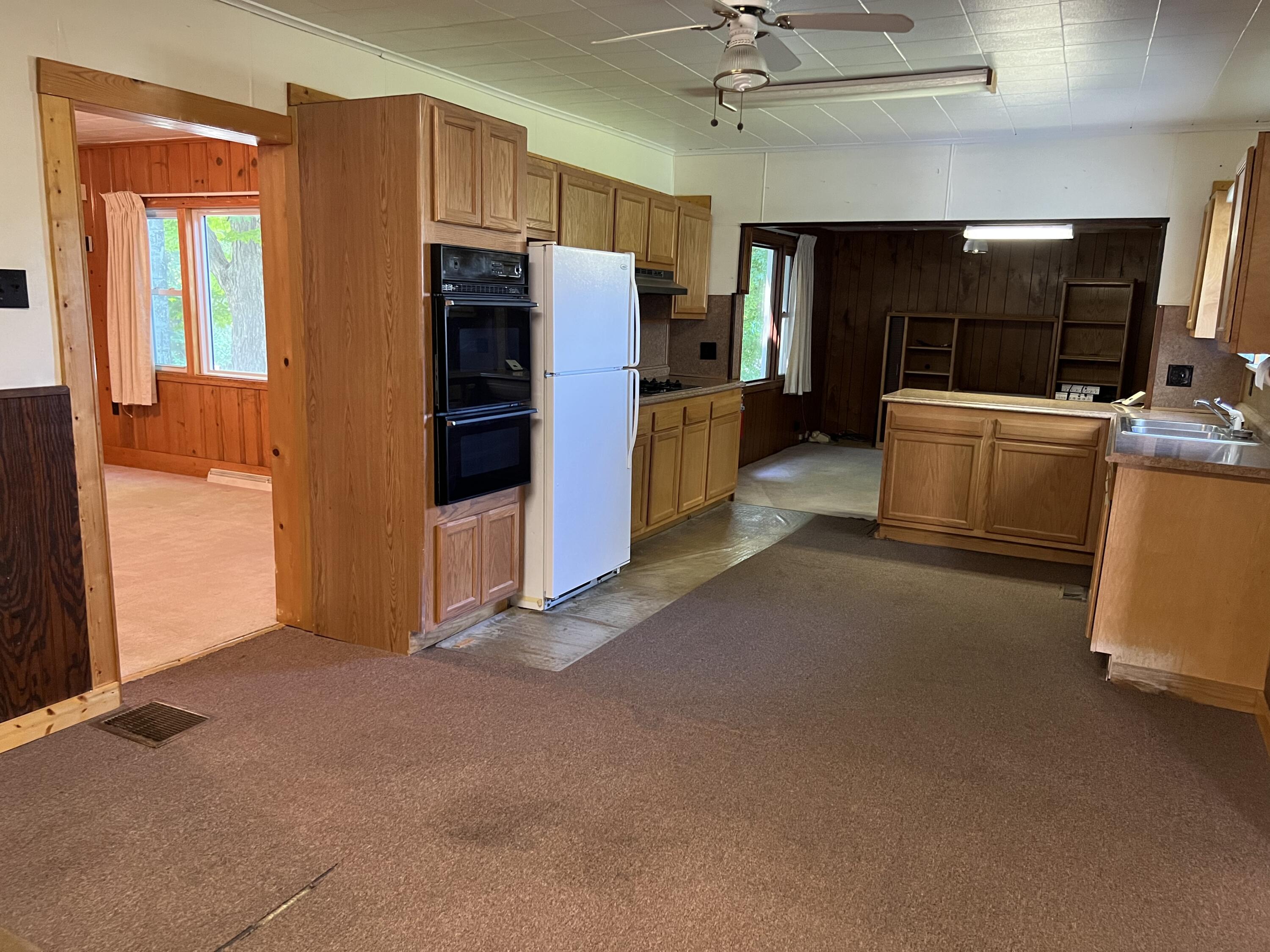 762 West Colon Road Bronson, MI 49028 - Photo 5 of 30 F1065666-1246-4F25-BBAD-1FA0B90A32F9