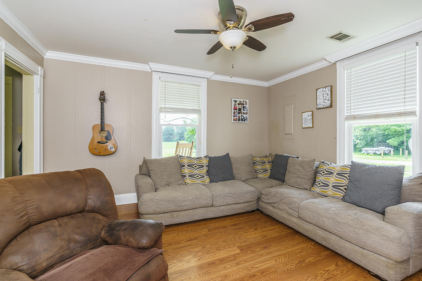 1715 Leesburg Newtown Road Paris, KY 40361 - Photo 7 of 32 1715leesburg07