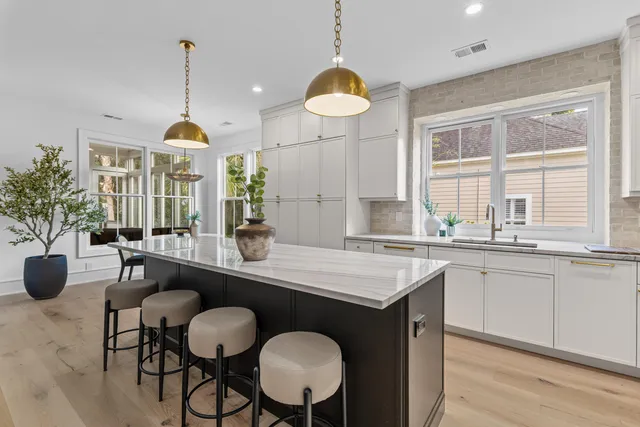 $2,100,000 | 118 Scott Street, Daniel Island, SC 29492