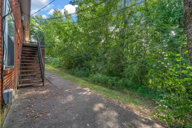 $795 | 432 Circle Drive, Unit B, Clarksville, TN 37043