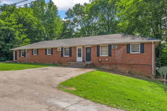 $795 | 432 Circle Drive, Unit B, Clarksville, TN 37043