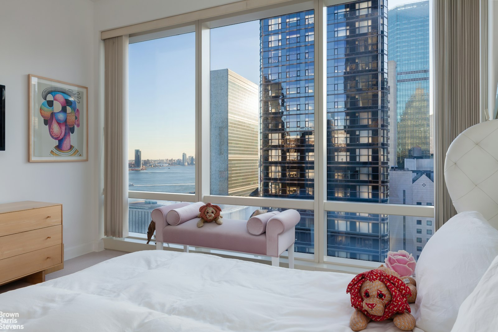 845 United Nations Plaza, Unit 21E Manhattan, NY 10017 - Photo 22 of 26