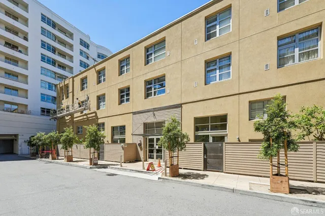 $888,000 | 400 Spear Street, Unit 203, San Francisco, CA 94105