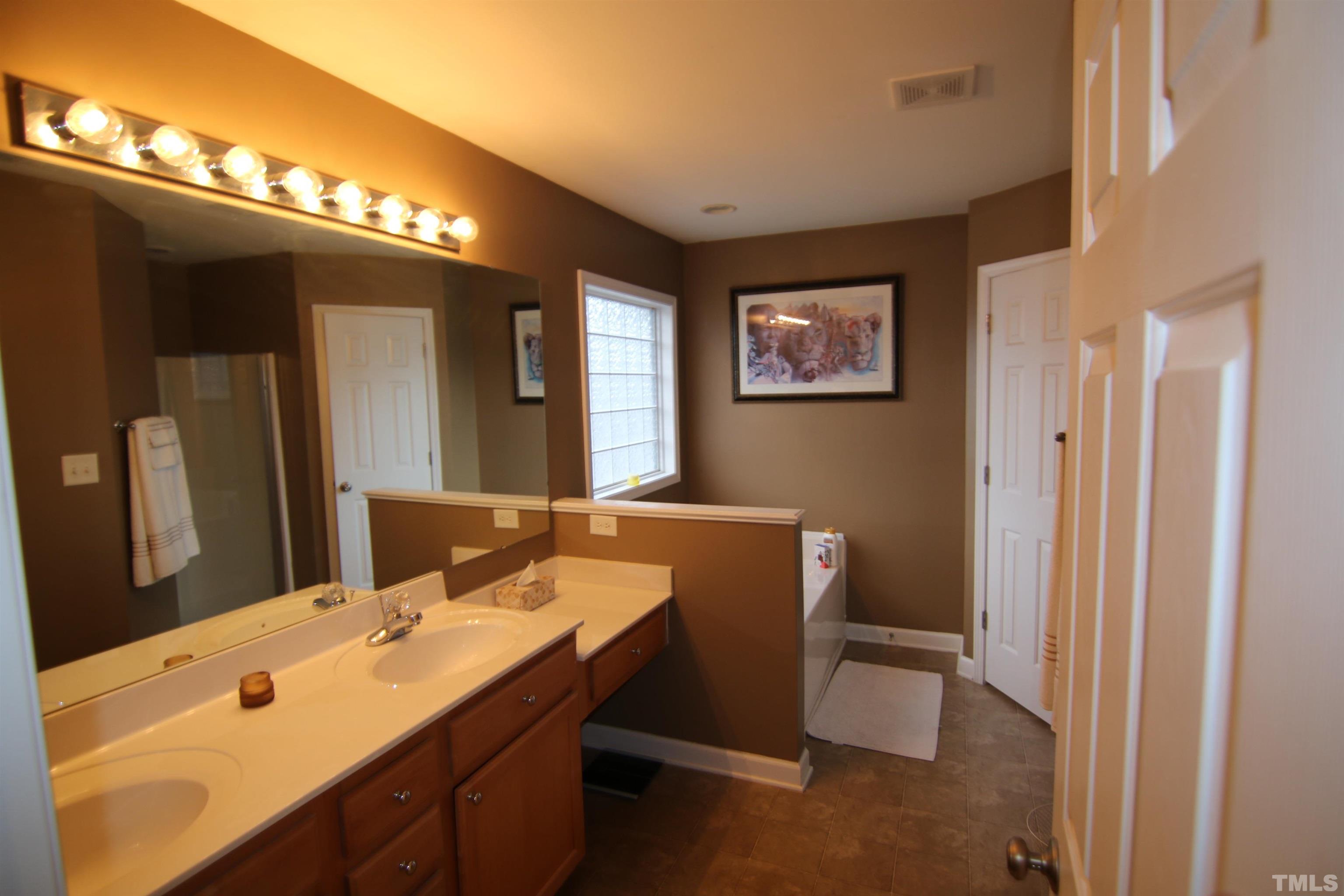 6009 Brambleberry Way Raleigh, NC 27616 - Photo 22 of 39 Gallery Image 22