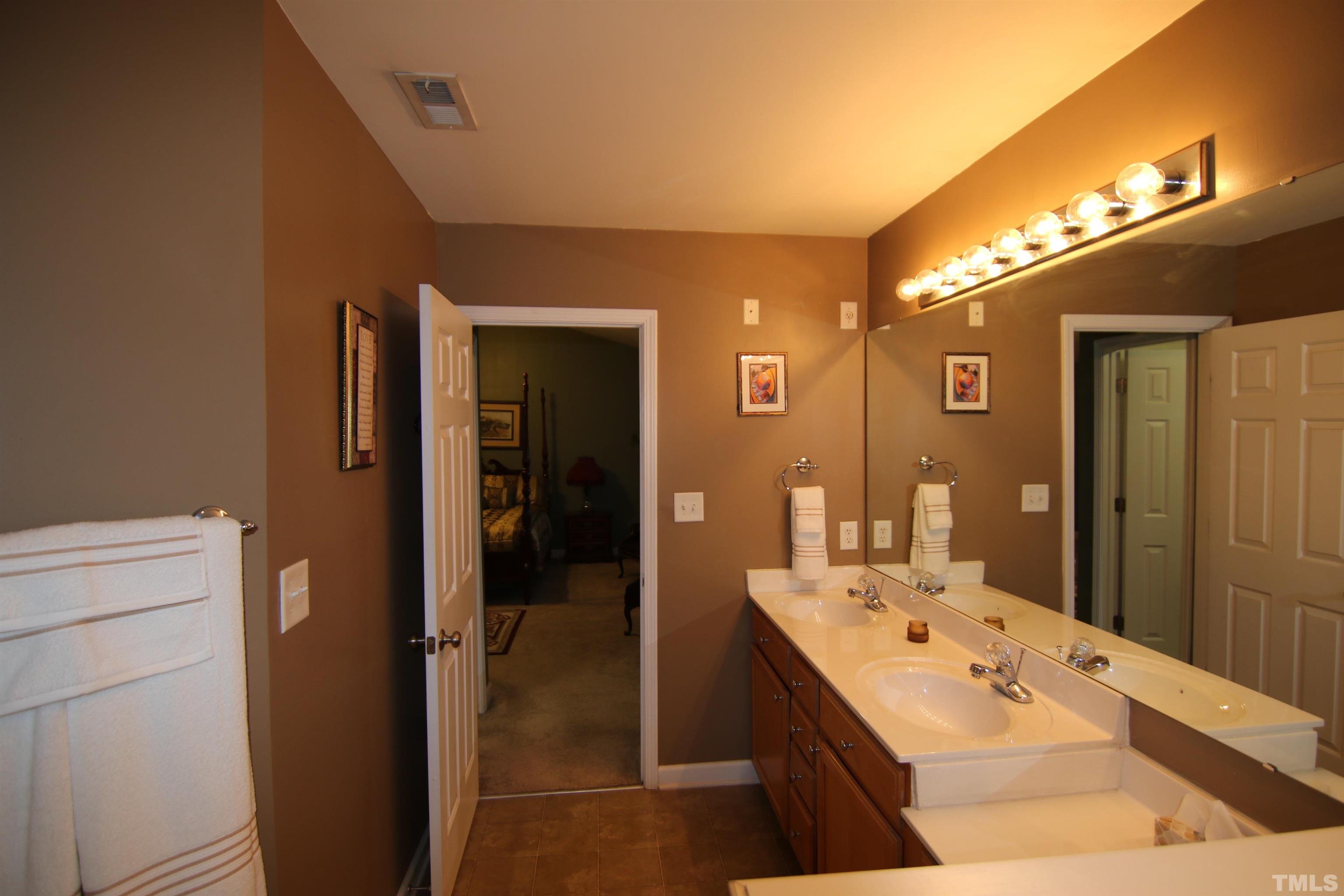 6009 Brambleberry Way Raleigh, NC 27616 - Photo 26 of 39 Gallery Image 26