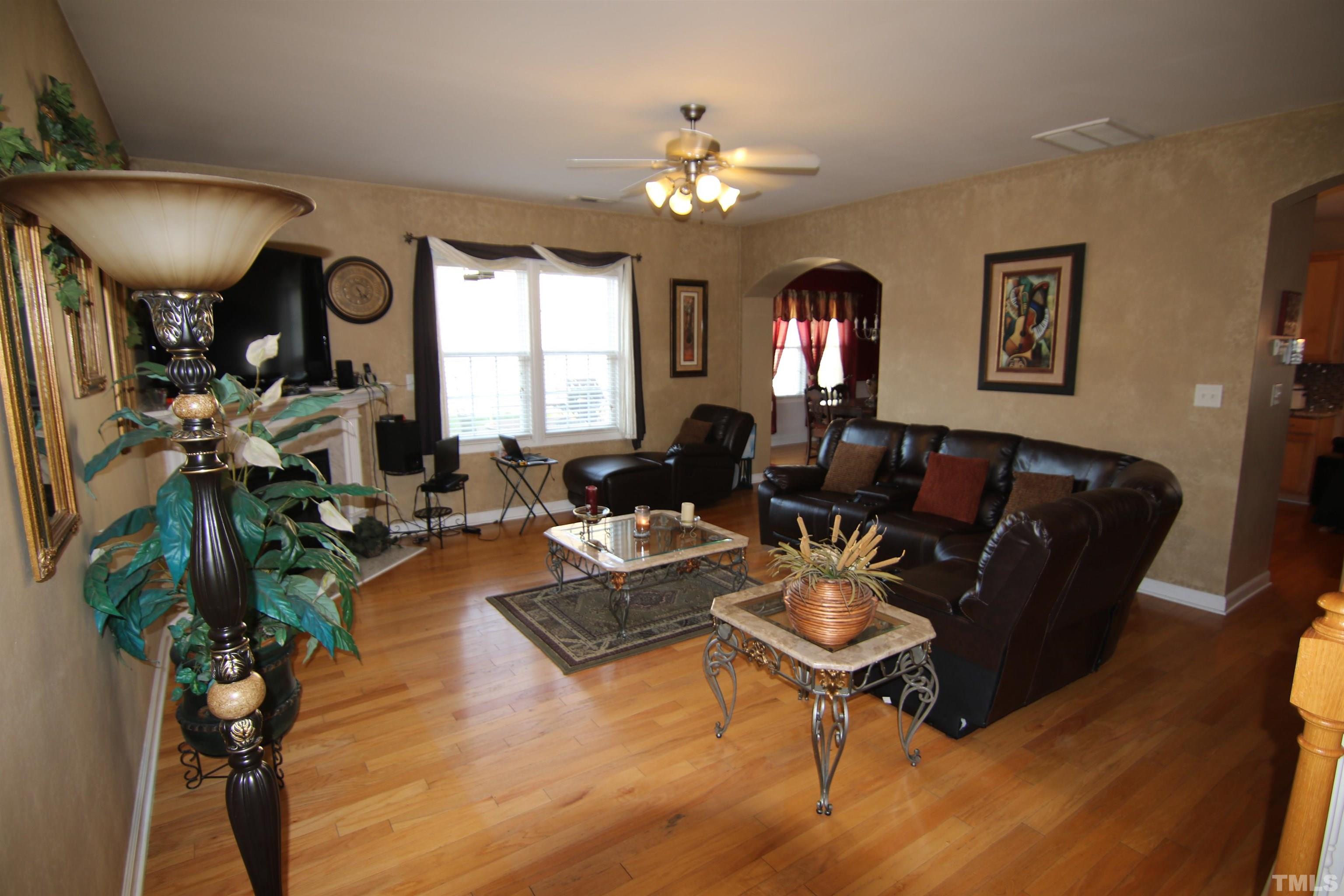6009 Brambleberry Way Raleigh, NC 27616 - Photo 6 of 39 Gallery Image 6