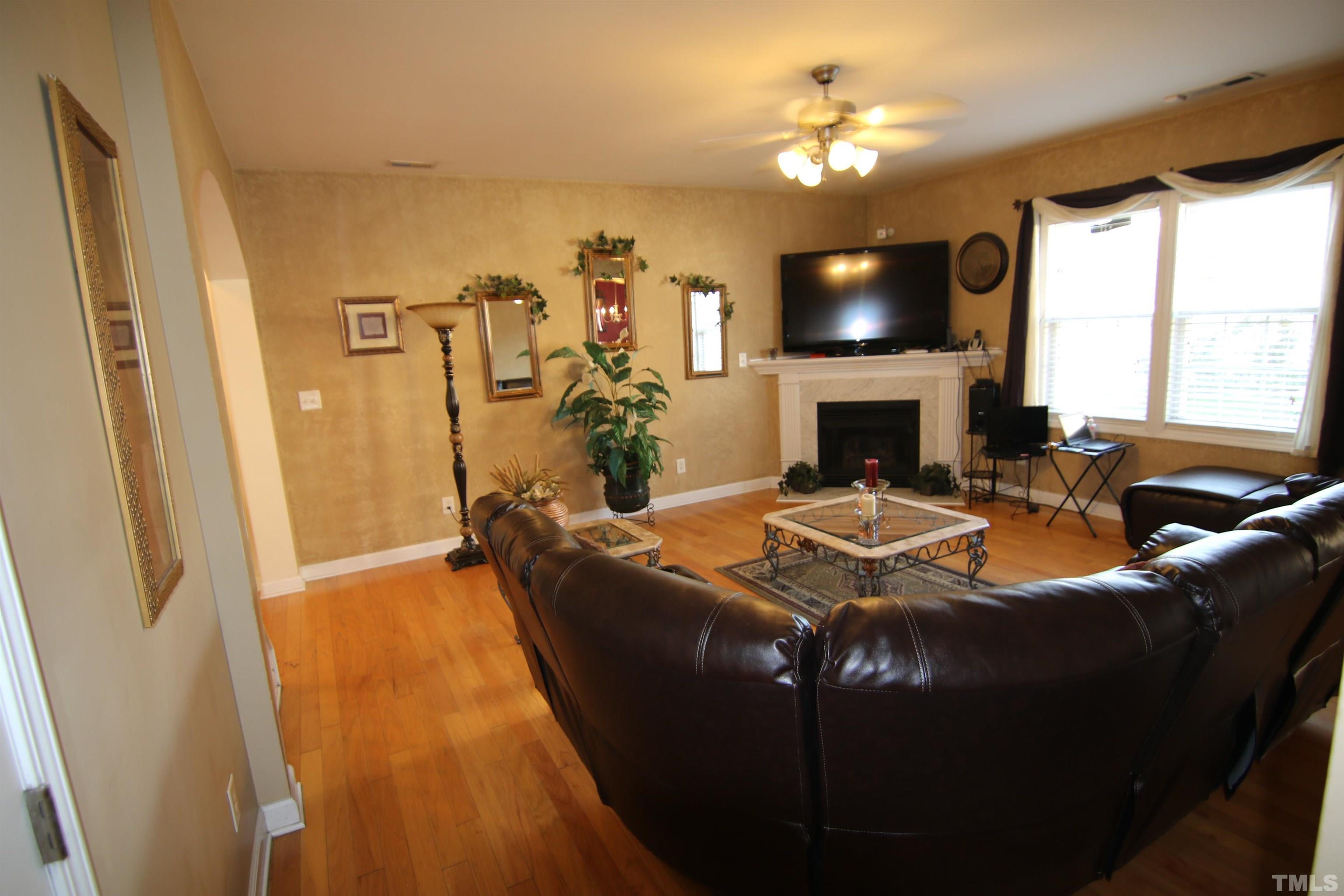 6009 Brambleberry Way Raleigh, NC 27616 - Photo 7 of 39 Gallery Image 7