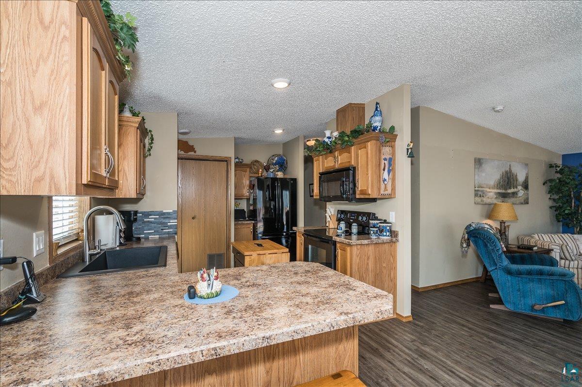 3185 East Lagro Road Foxboro, WI 54836 - Photo 9 of 36