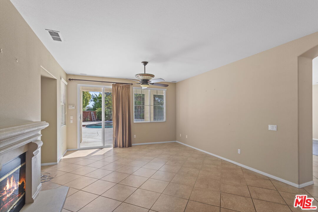 41657 Cypress Point Way Temecula, CA 92591 - Photo 10 of 42