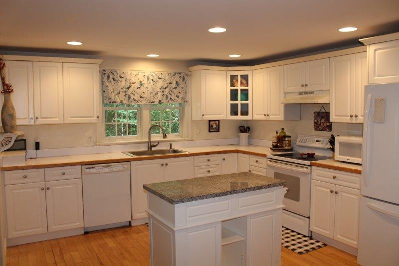 10 Fernald Road Kittery, ME 03904 - Photo 10 of 21 IMG_6817