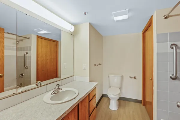 $162,000 | 221 East Rockwood Boulevard, Unit 322, Spokane, WA 99202