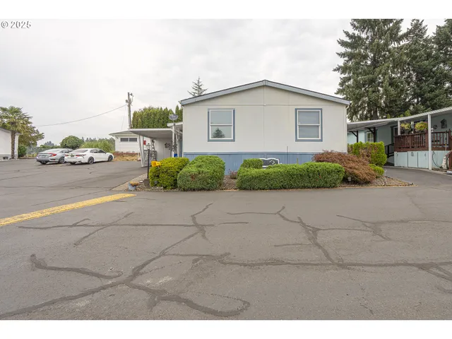 $129,900 | 13025 Southeast Orient Drive, Unit 8, Boring, OR 97009