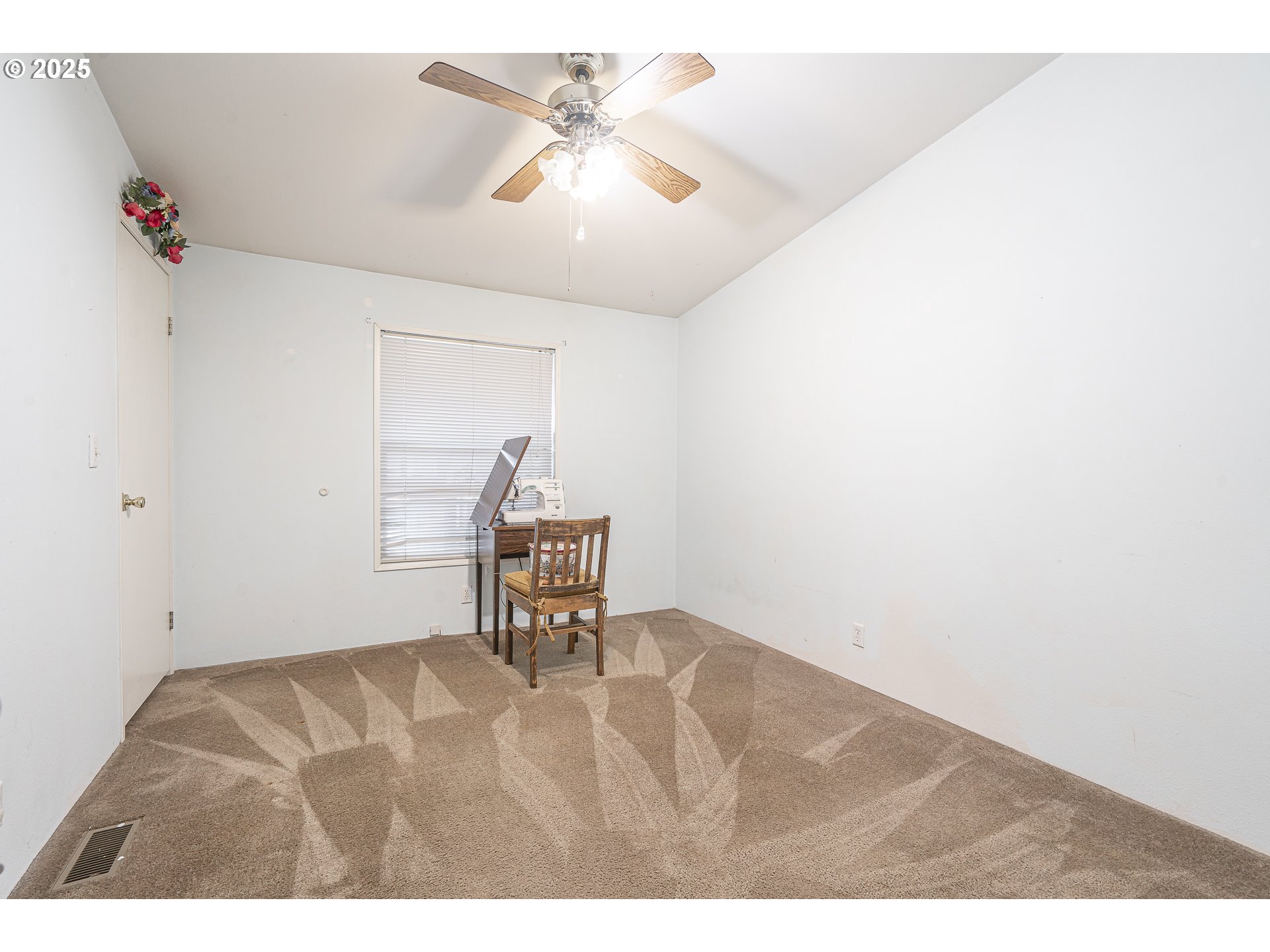 13025 Southeast Orient Drive, Unit 8 Boring, OR 97009 - Photo 23 of 31