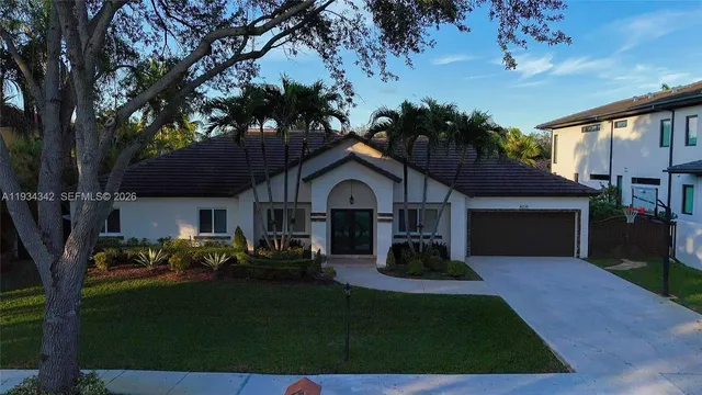 $1,275,000 | 8235 Northwest 157th Terrace, Miami Lakes, FL 33016