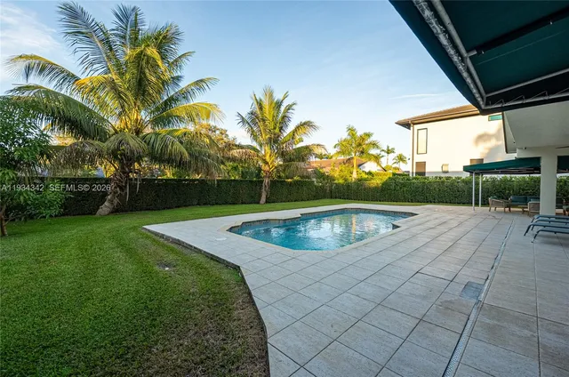 $1,275,000 | 8235 Northwest 157th Terrace, Miami Lakes, FL 33016