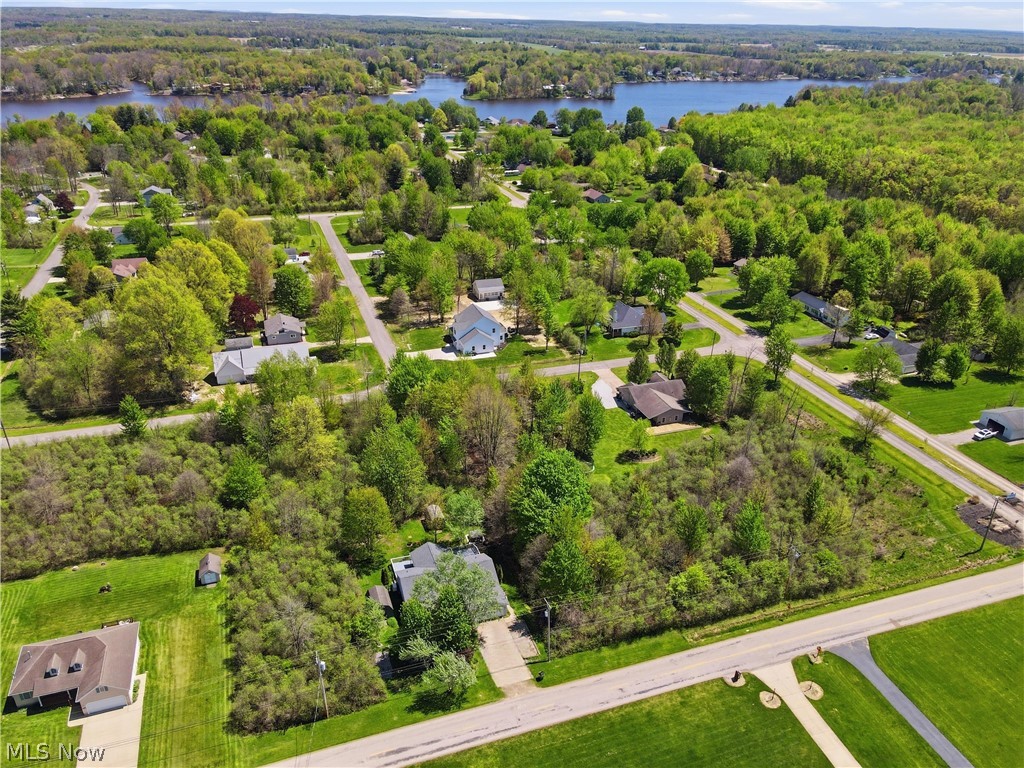 155 Rome Rock Creek Road Roaming Shores, OH 44084 - Photo 33 of 49 Minutes from the Lake, pool, club house!