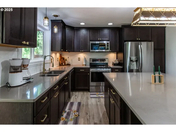 $545,000 | 4364 Fox Hollow Road, Eugene, OR 97405